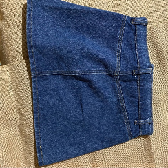 Lace up front denim miniskirt❤️ - Picture 3 of 6